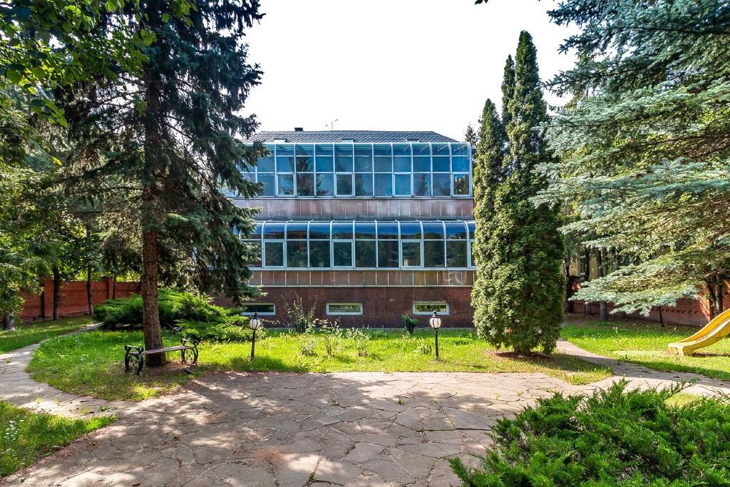 2-этажный коттедж 780 м² с отделкой