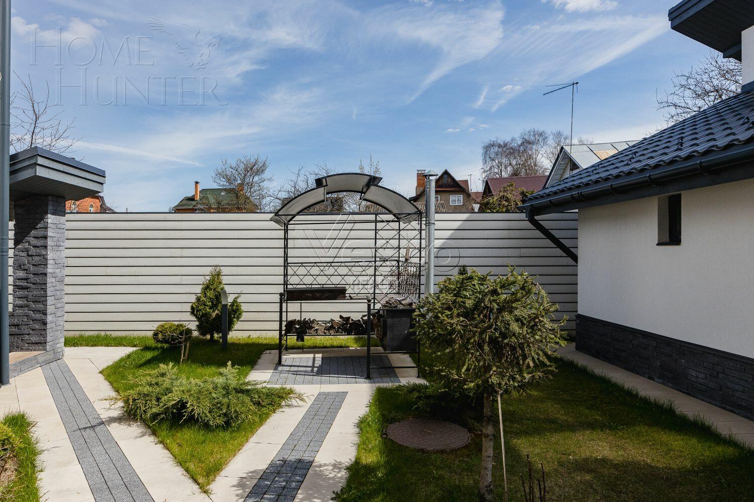 ТАУНХАУС 623 м² с отделкой