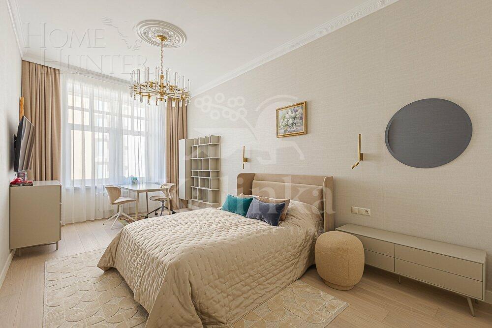 4-КОМН. КВАРТИРА С ОТДЕЛКОЙ 207 М² НА 3 ЭТАЖЕ