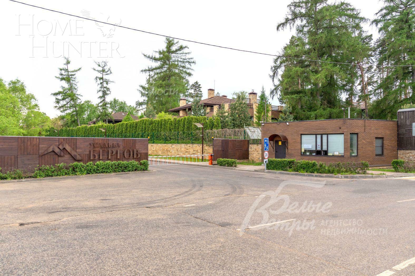 3-этажный коттедж 1 170 м² без отделки