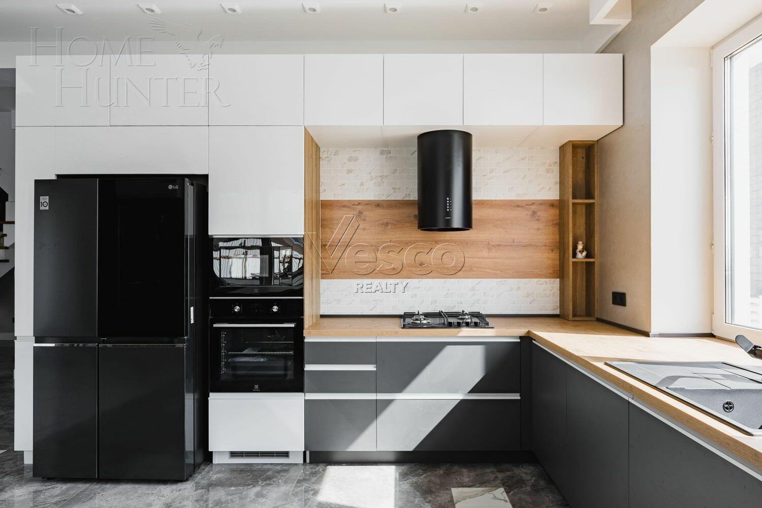 ТАУНХАУС 623 м² с отделкой