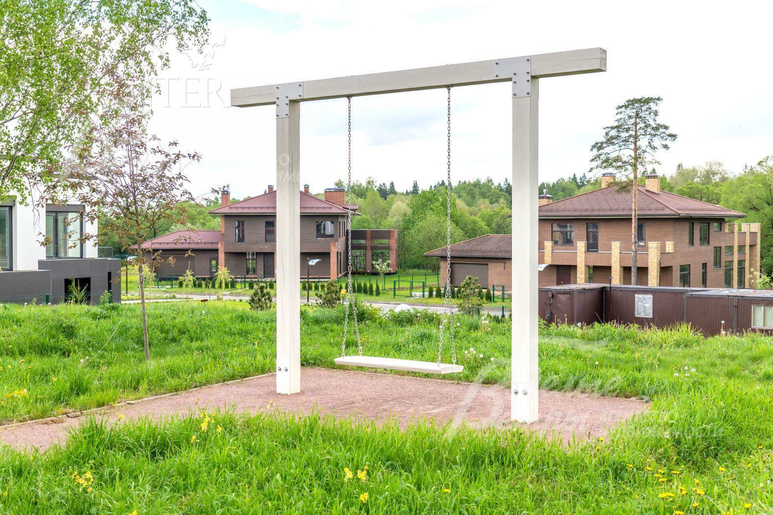 3-этажный коттедж 1 170 м² без отделки