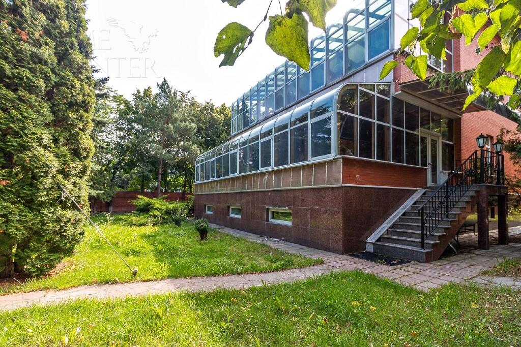 2-этажный коттедж 780 м² с отделкой