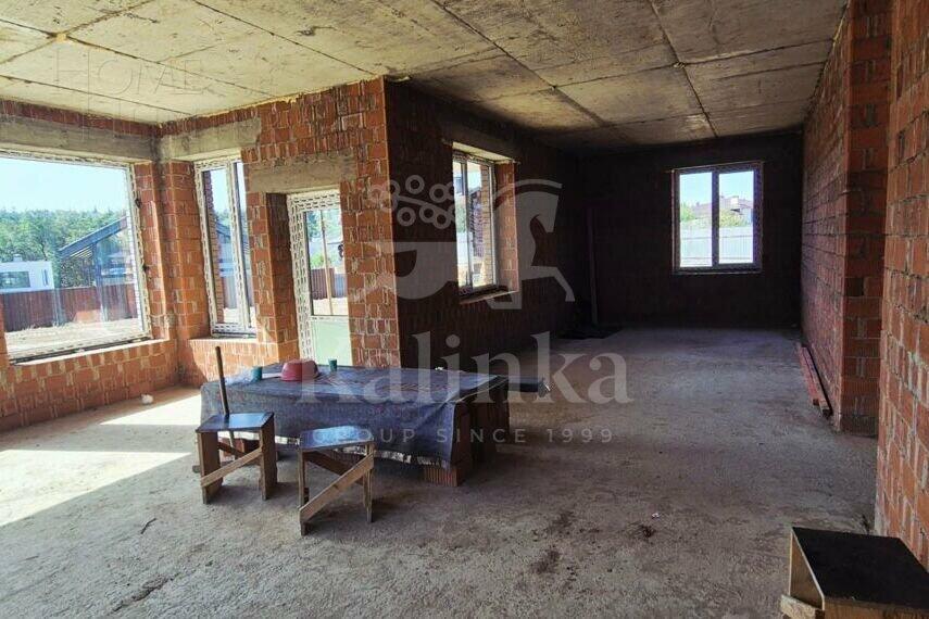 2-этажный коттедж 380 м² без отделки