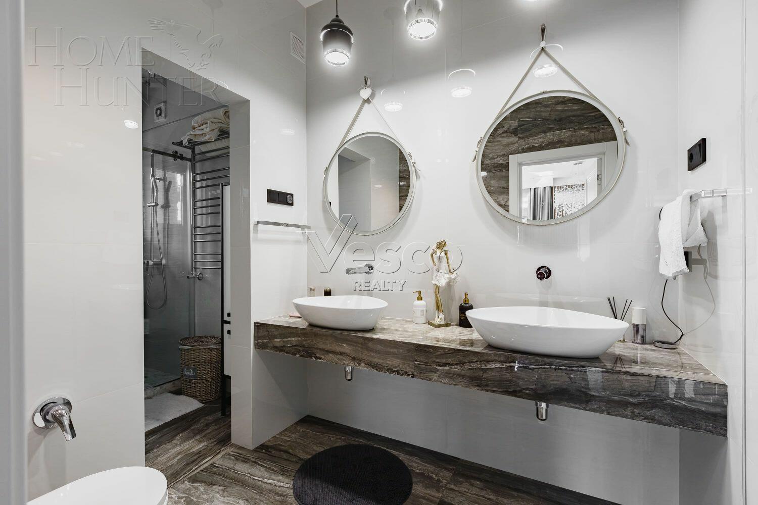 ТАУНХАУС 623 м² с отделкой