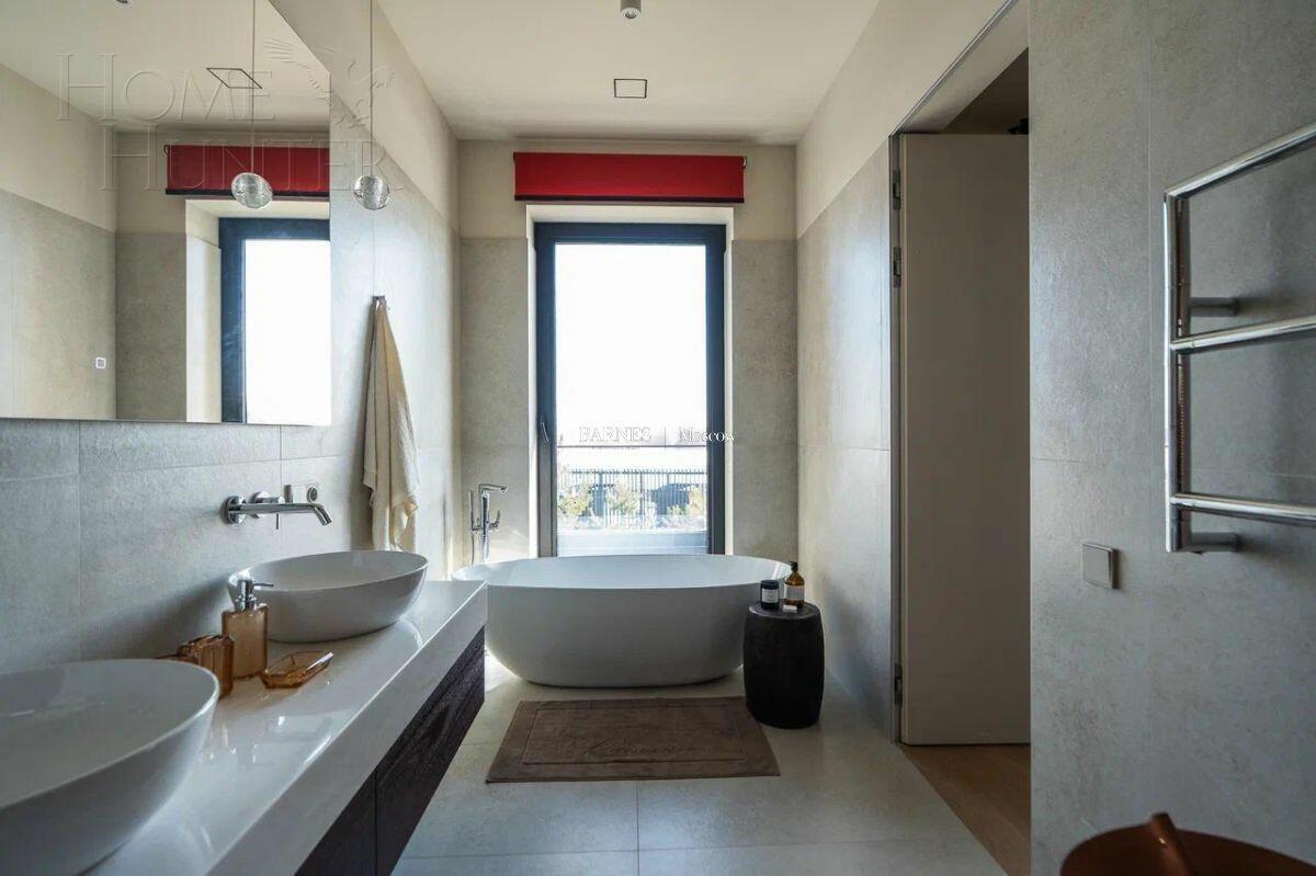 2-этажный коттедж 444 м² с отделкой