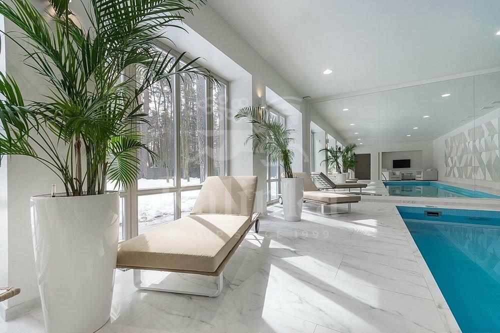 2-этажный коттедж 765 м² с отделкой