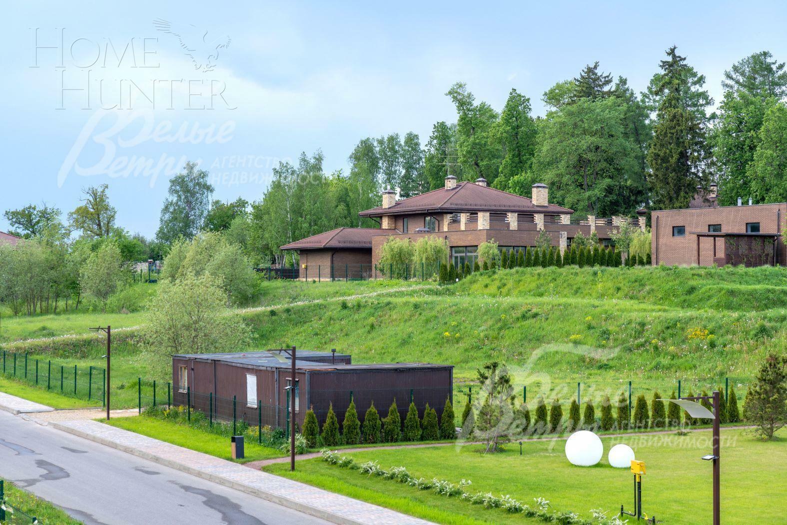 3-этажный коттедж 1 170 м² без отделки