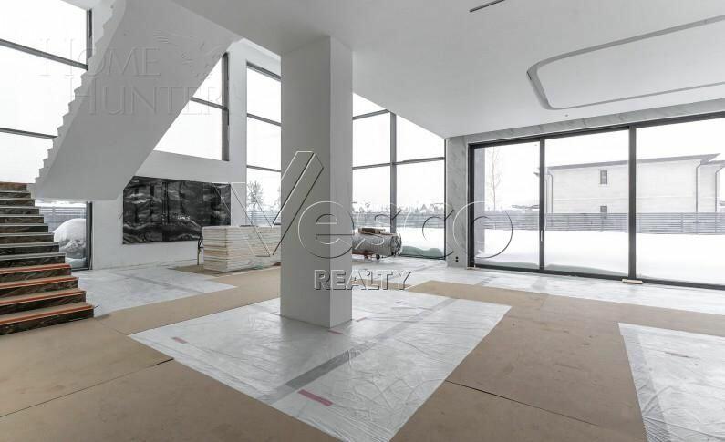 КОТТЕДЖ 920 м² без отделки