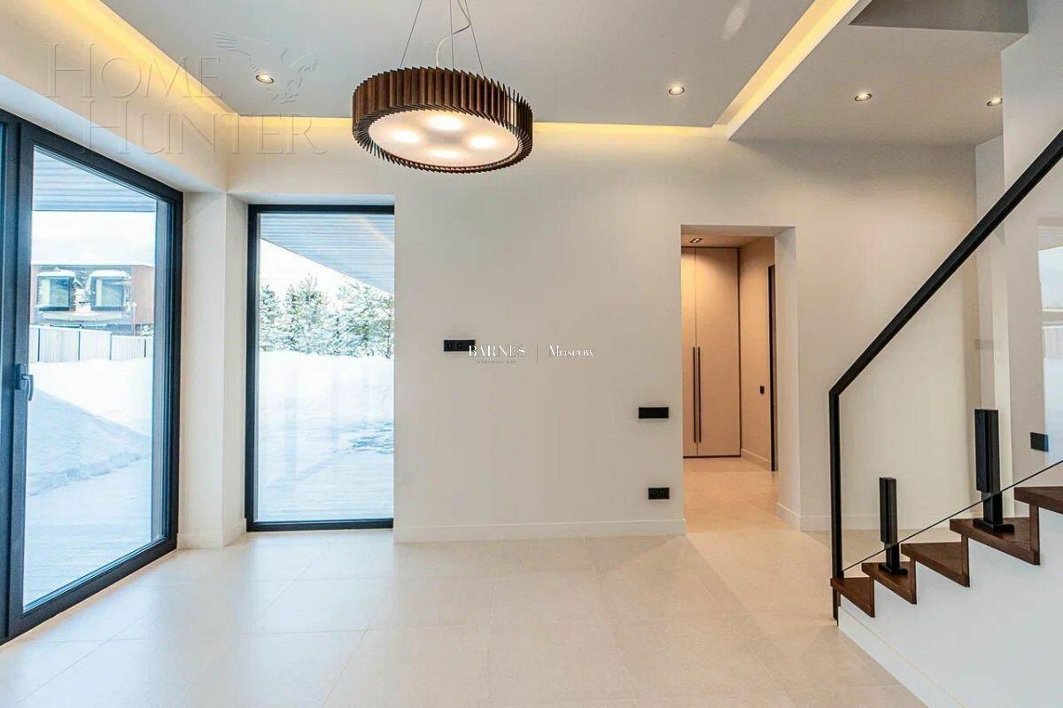 2-этажный коттедж 420 м² без отделки