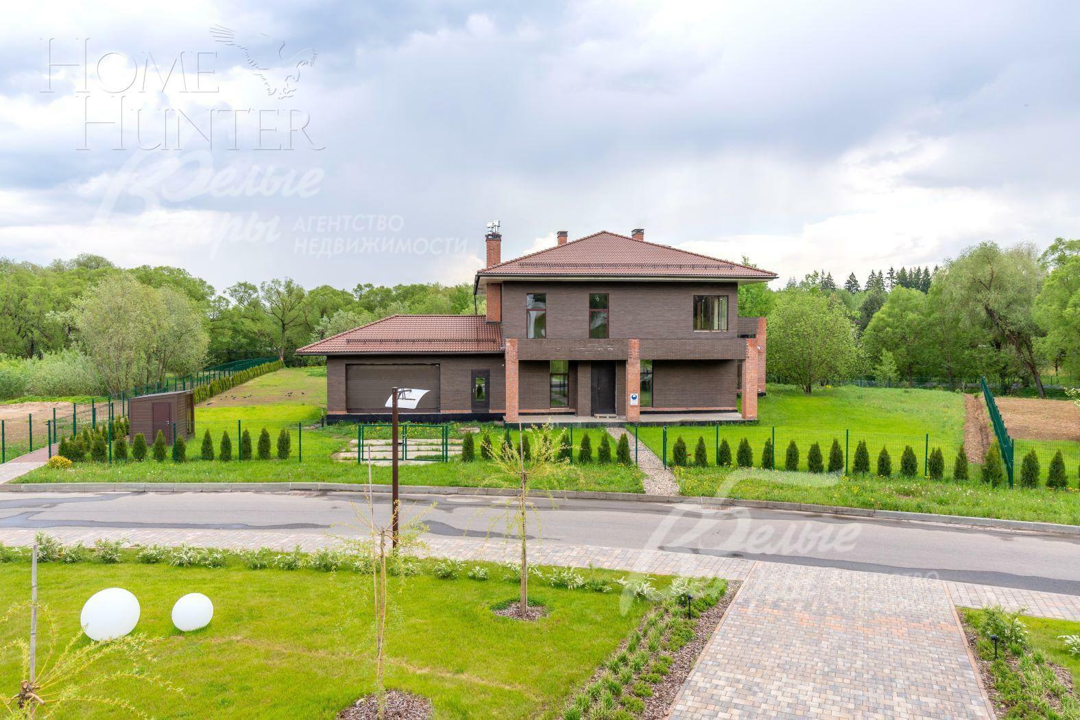 3-этажный коттедж 1 170 м² без отделки