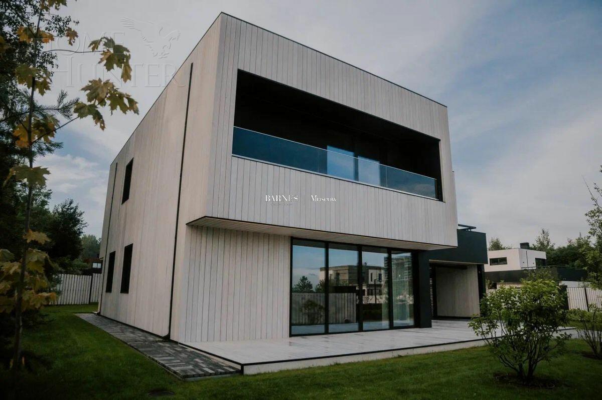 2-этажный коттедж 420 м² без отделки