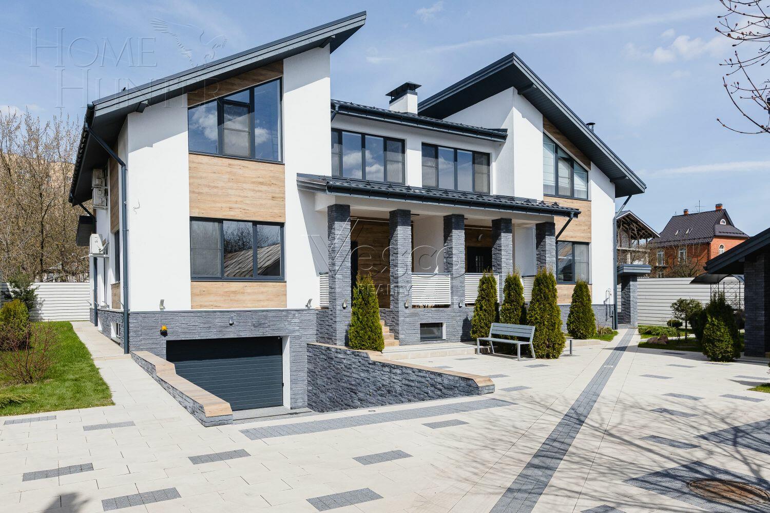 ТАУНХАУС 623 м² с отделкой