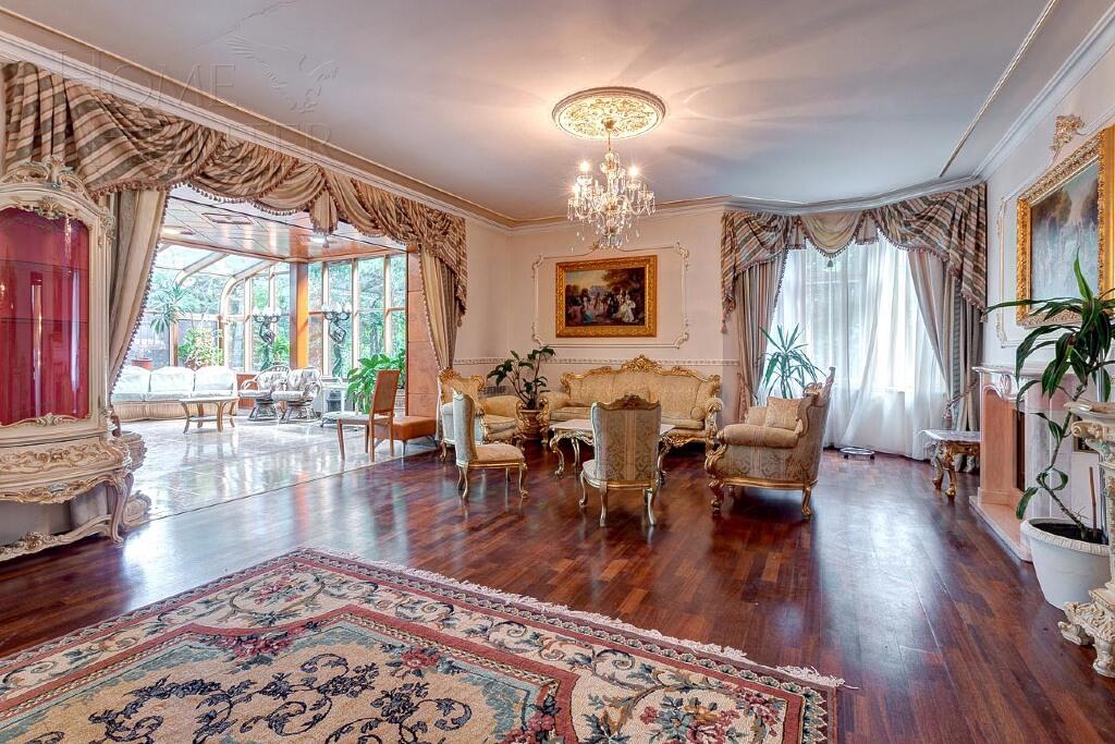 2-этажный коттедж 780 м² с отделкой