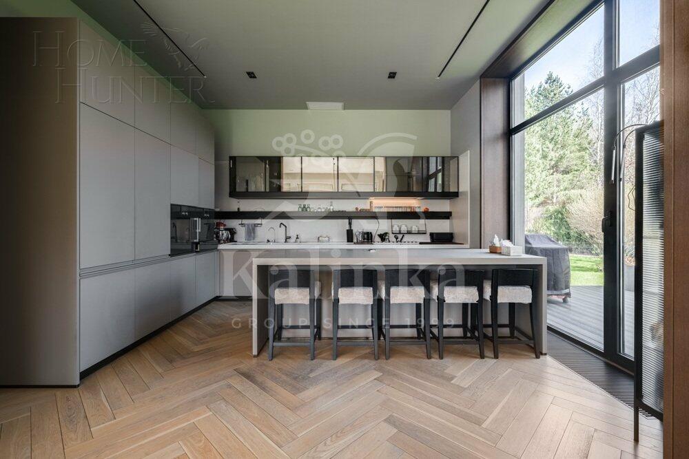 2-этажный коттедж 800 м² с отделкой