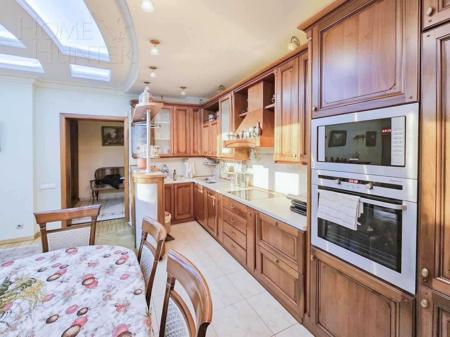 3-КОМН. КВАРТИРА С ОТДЕЛКОЙ 127 М² НА 2 ЭТАЖЕ