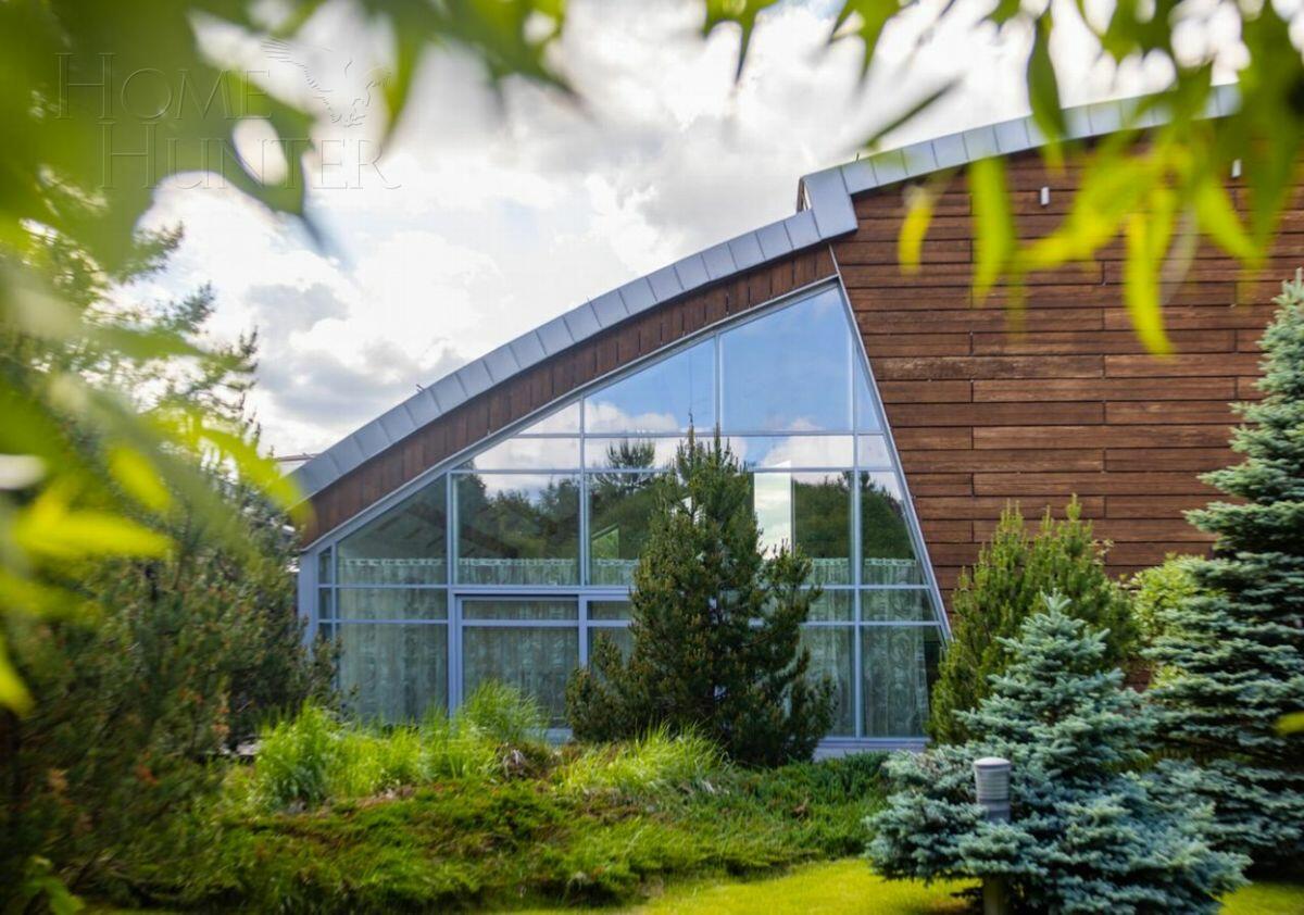 2-этажный коттедж 2 150 м² с отделкой