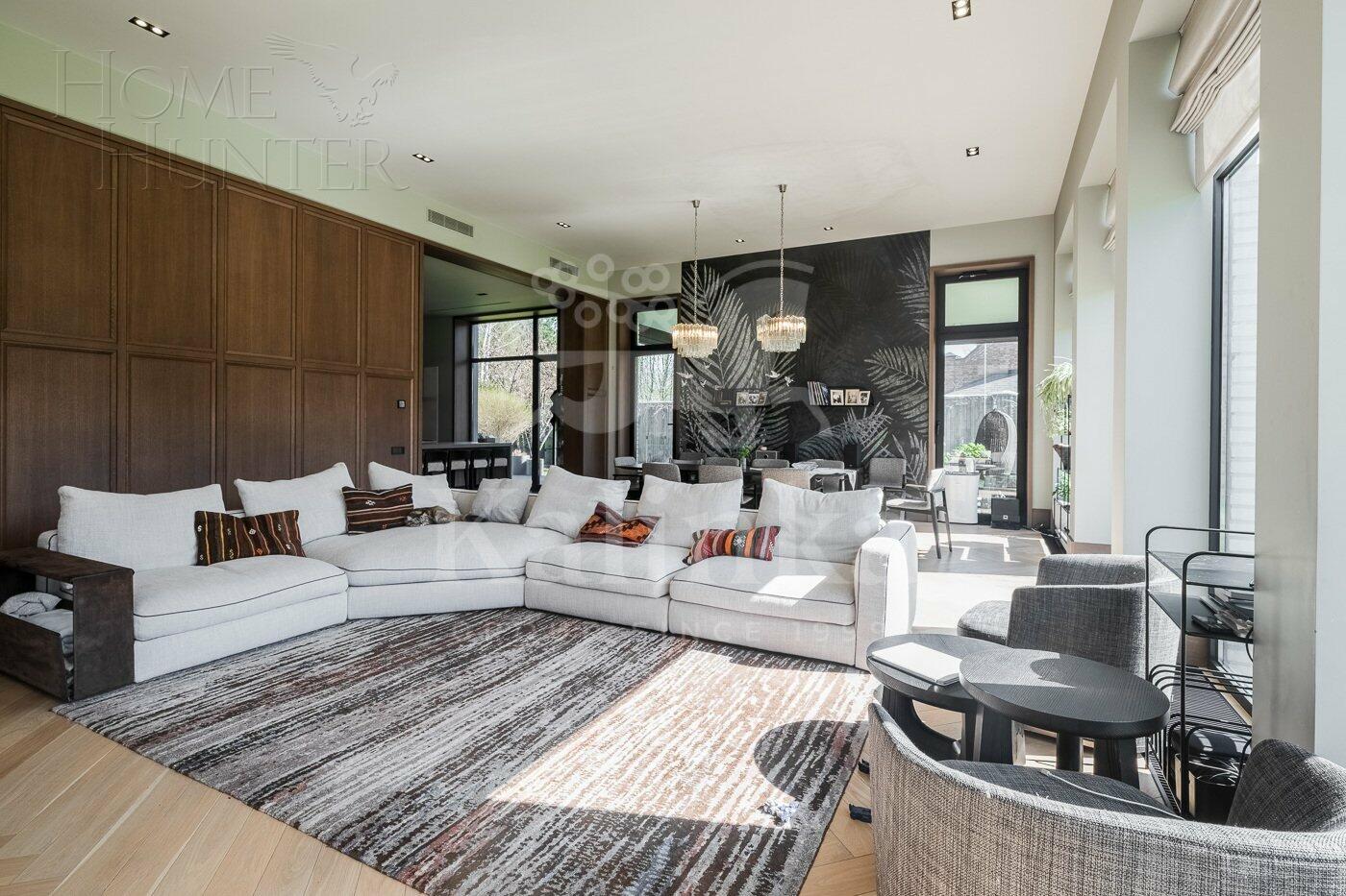 2-этажный коттедж 800 м² с отделкой