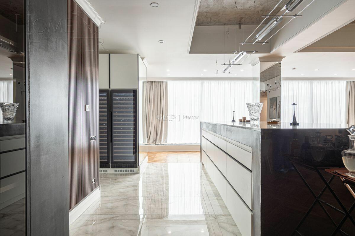 6-КОМН. ПЕНТХАУС С ОТДЕЛКОЙ 450 М² НА 4 ЭТАЖЕ