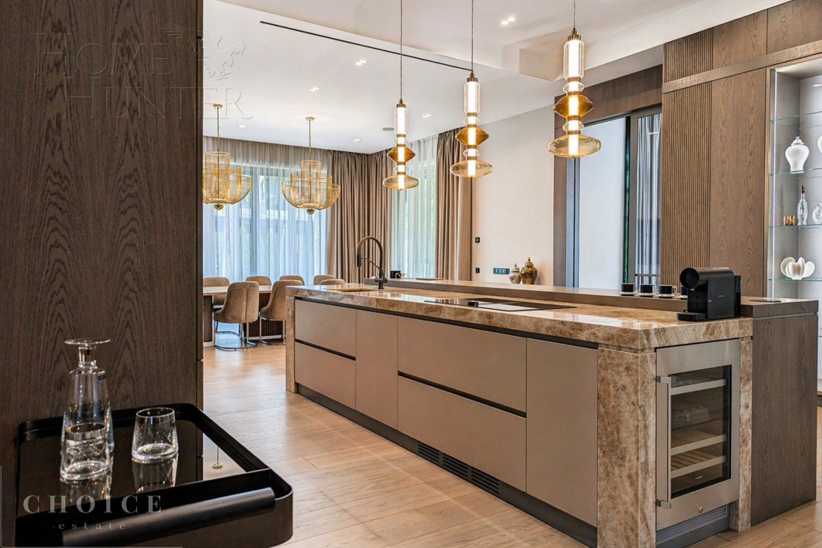 2-этажный коттедж 1 377 м² с отделкой