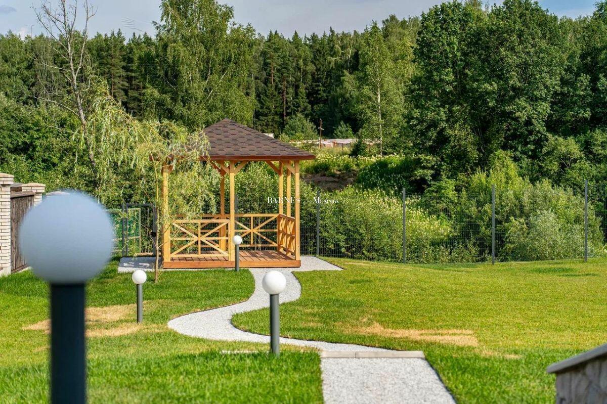 2-этажный коттедж 250 м² с отделкой