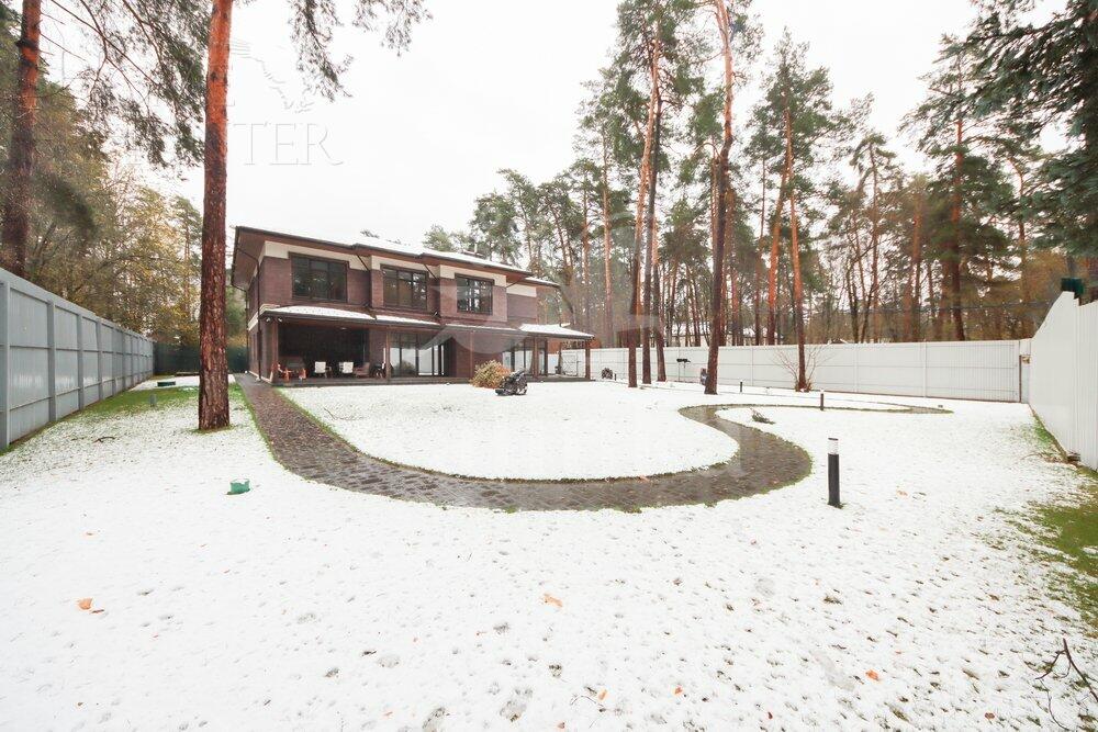 2-этажный коттедж 655 м² с отделкой