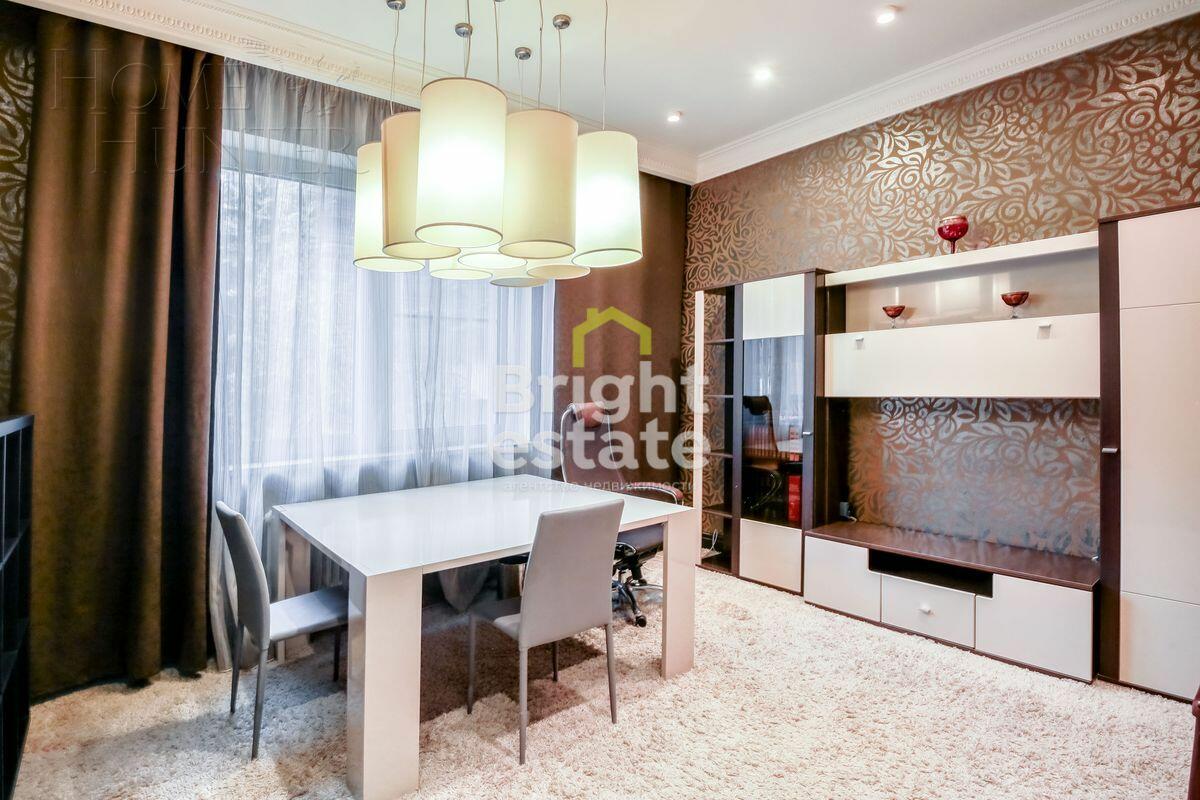 2-этажный коттедж 640 м² с отделкой