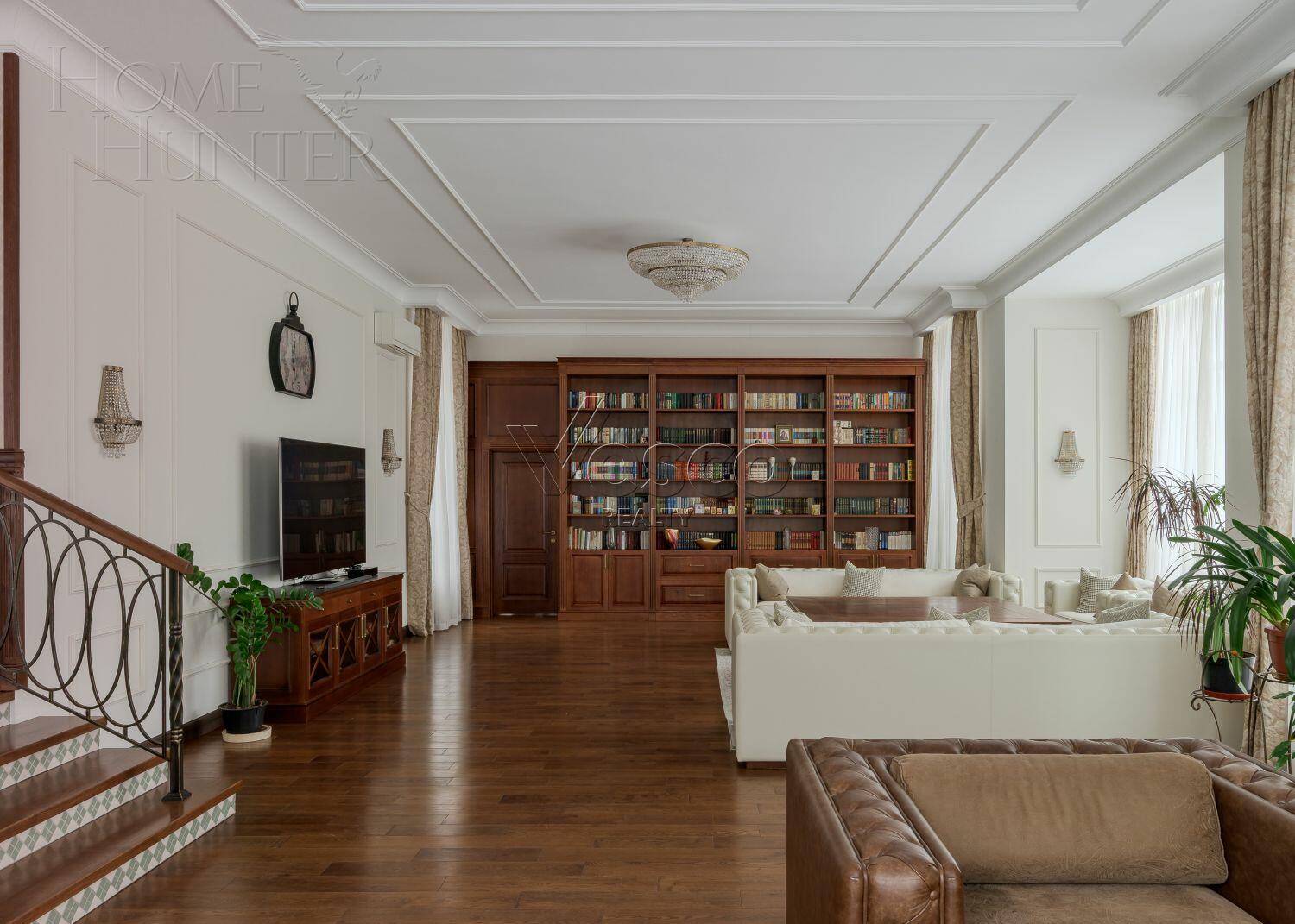 3-этажный коттедж 735 м² с отделкой