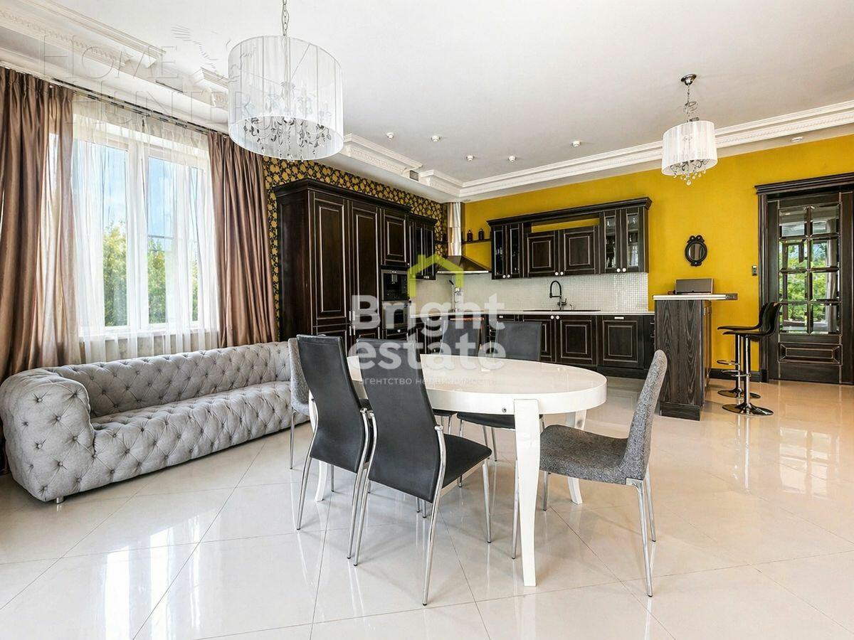 2-этажный коттедж 640 м² с отделкой
