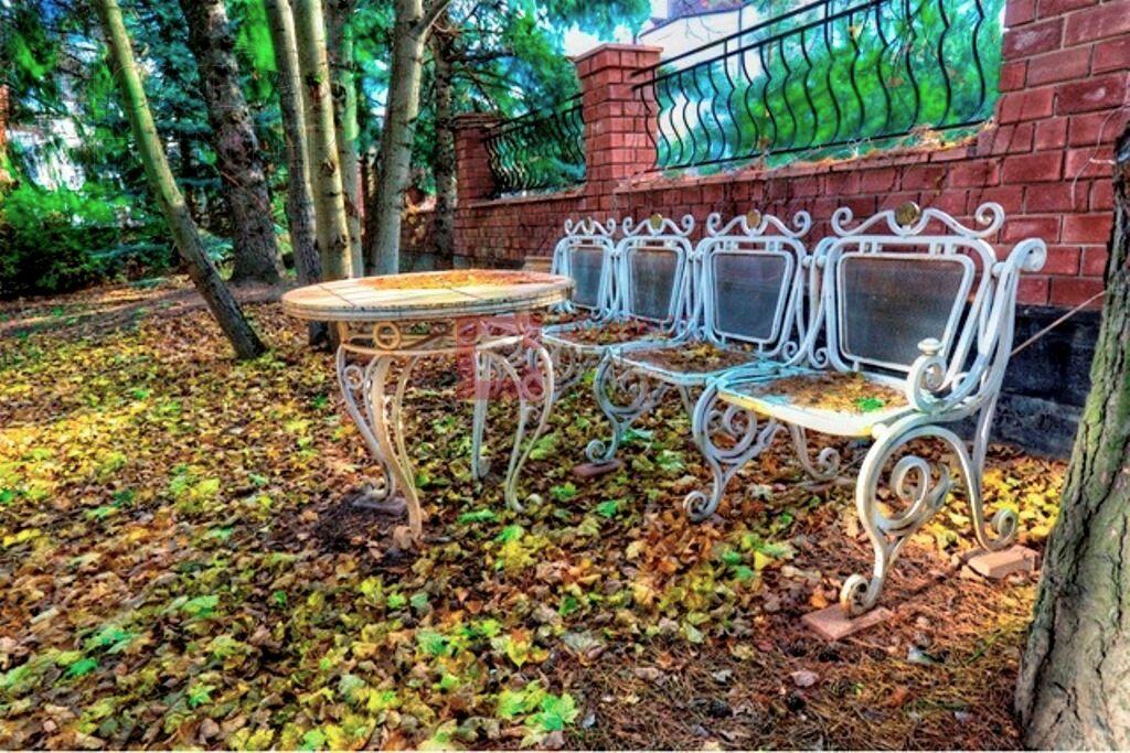 2-этажный коттедж 1 100 м² с отделкой