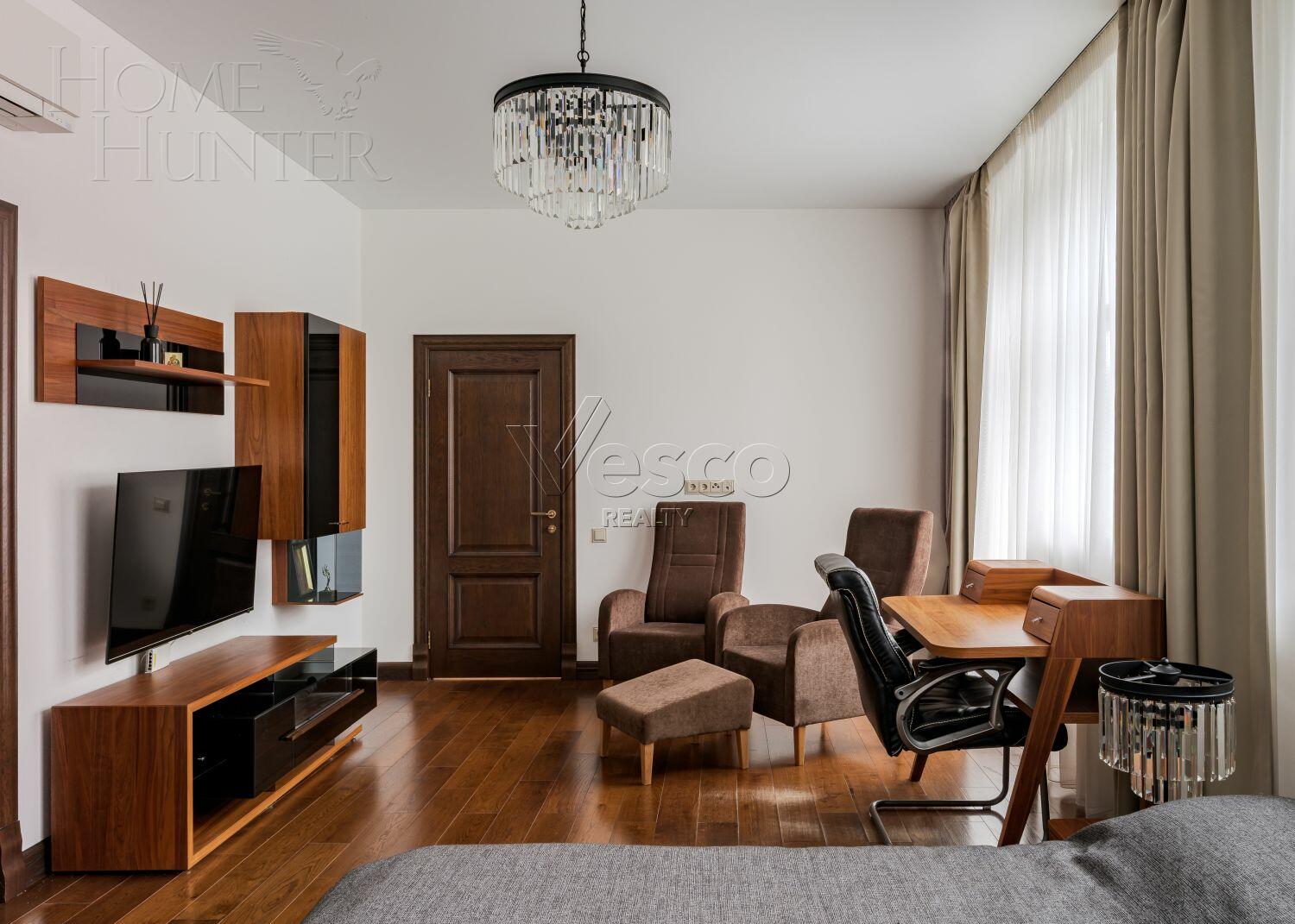 3-этажный коттедж 735 м² с отделкой