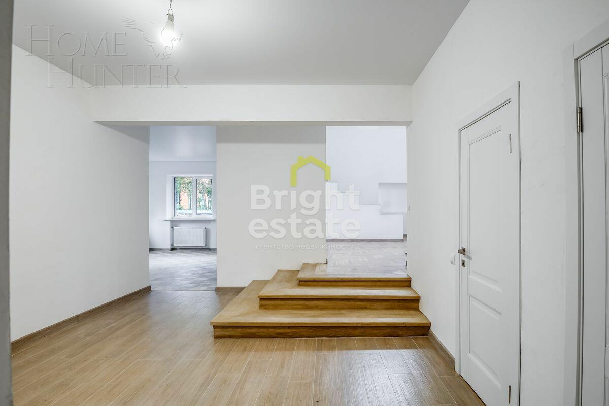 2-этажный коттедж 495 м² с отделкой