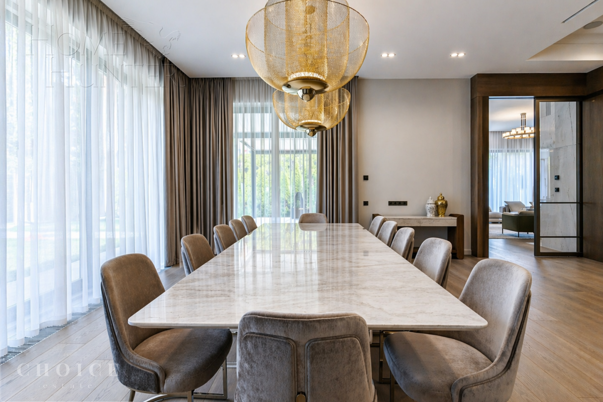 2-этажный коттедж 1 377 м² с отделкой