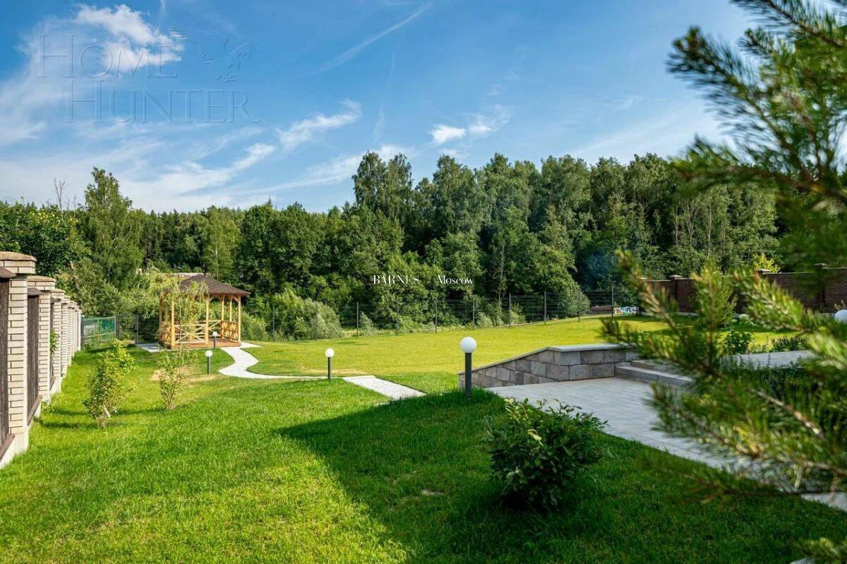 2-этажный коттедж 250 м² с отделкой