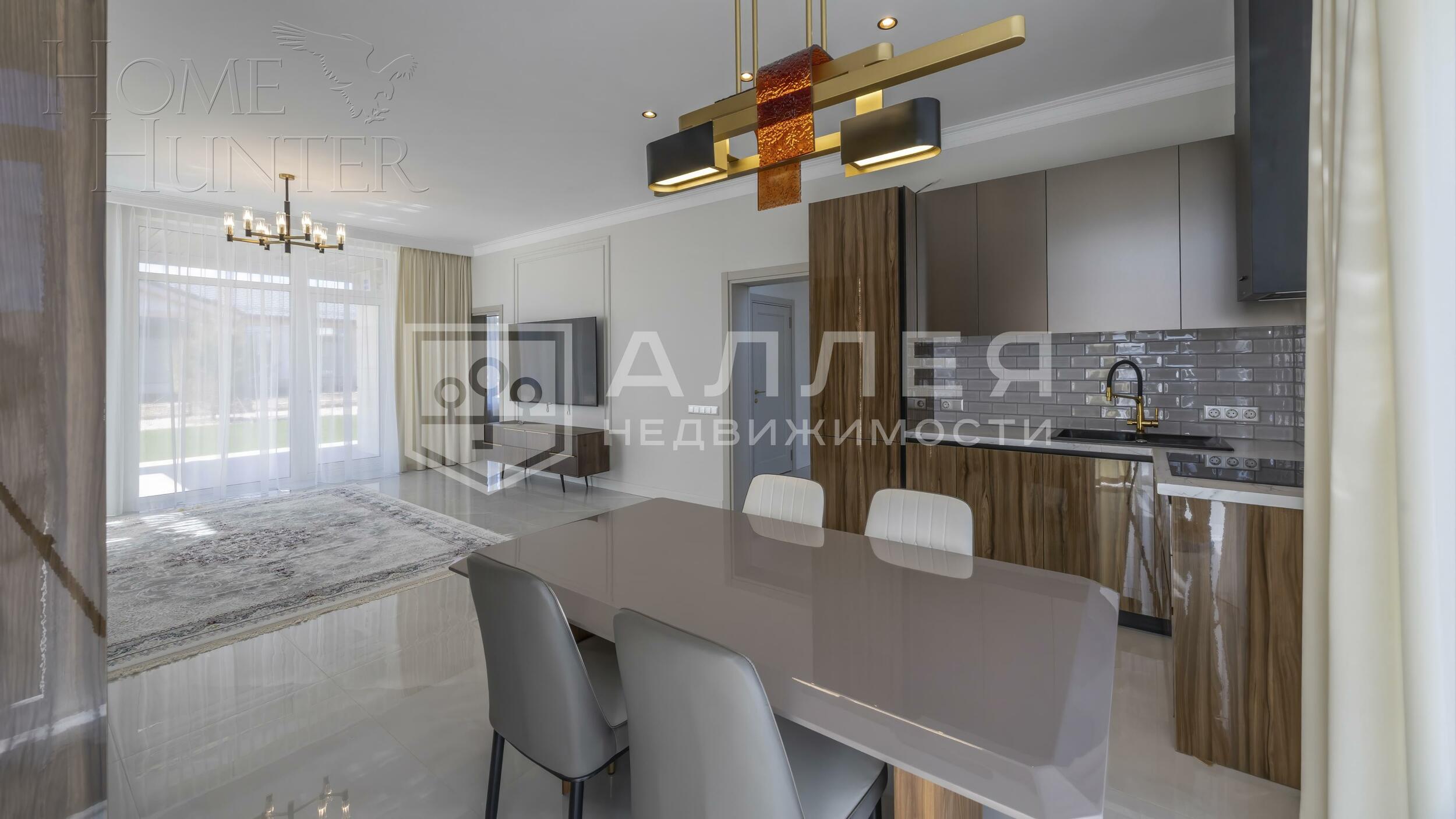 2-этажный коттедж 240 м² с отделкой