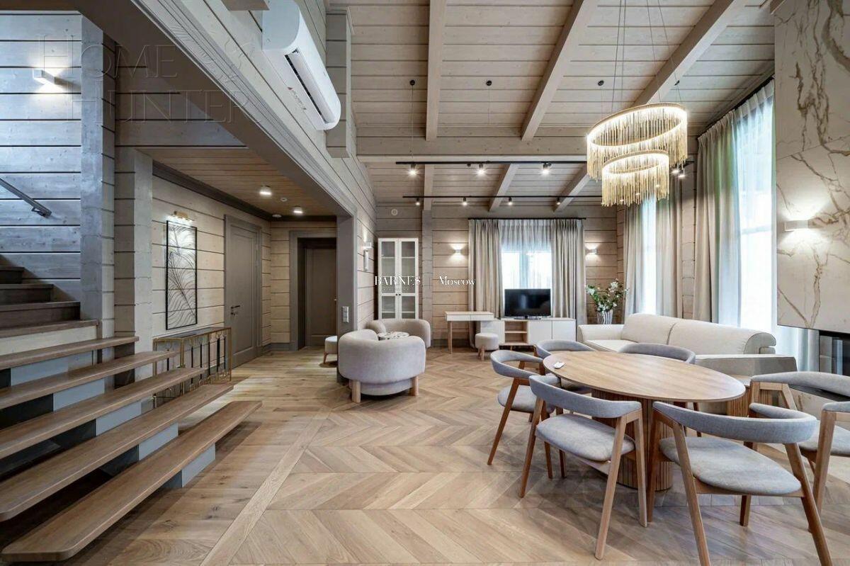 2-этажный коттедж 250 м² с отделкой
