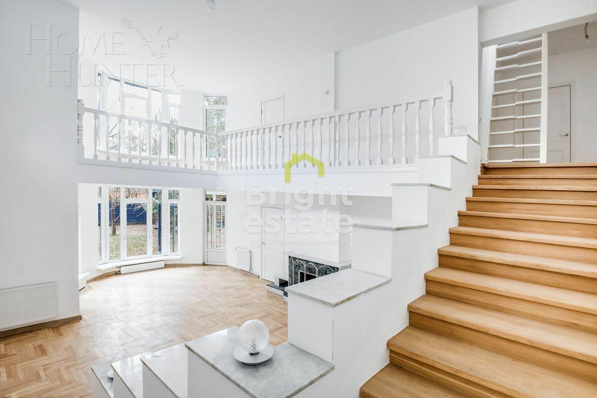 2-этажный коттедж 495 м² с отделкой