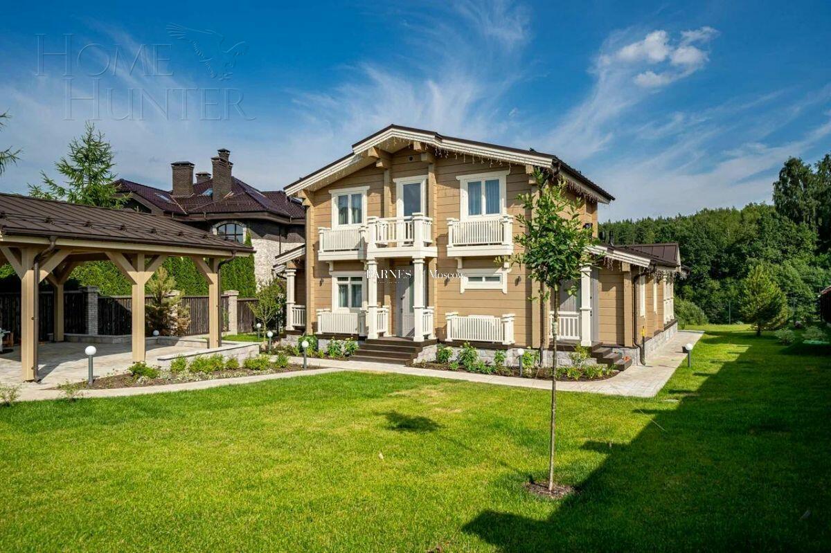 2-этажный коттедж 250 м² с отделкой