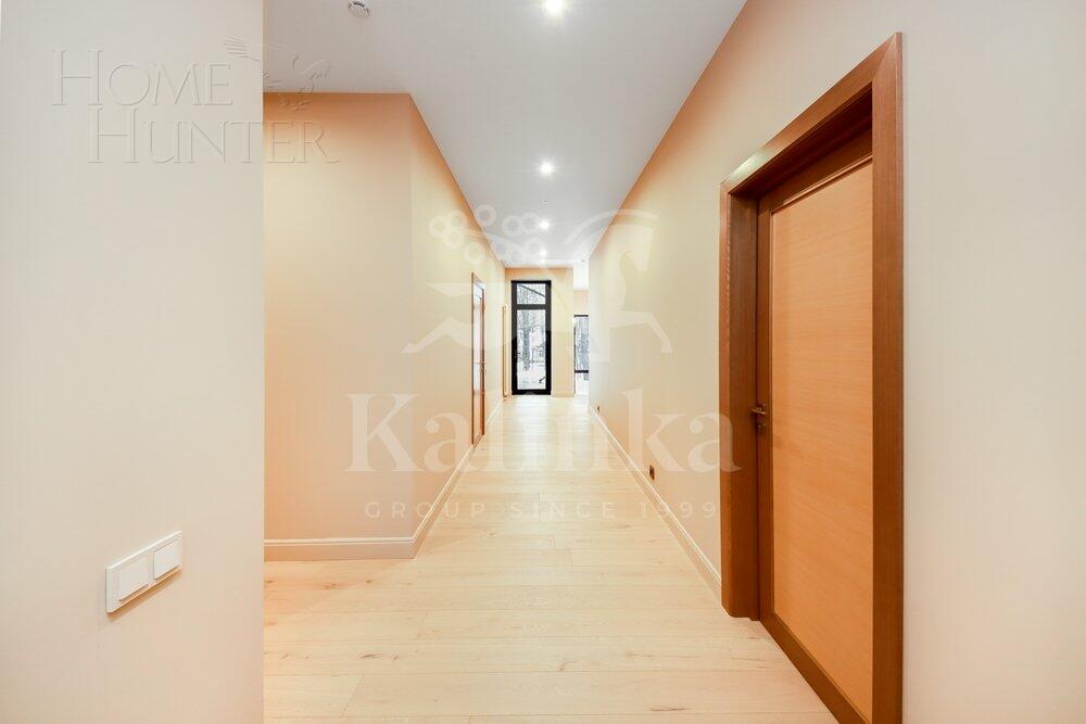 2-этажный коттедж 655 м² с отделкой