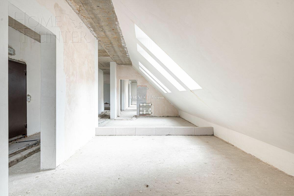 5-КОМН. ПЕНТХАУС БЕЗ ОТДЕЛКИ 255 М² НА 5 ЭТАЖЕ