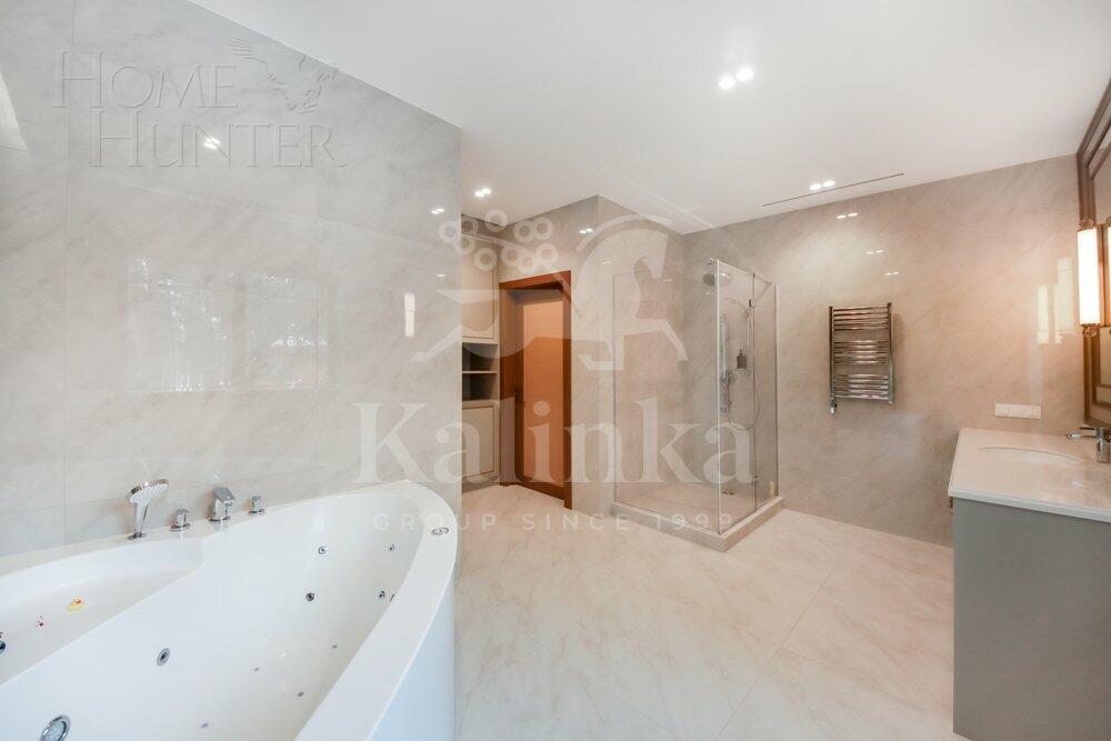 2-этажный коттедж 655 м² с отделкой