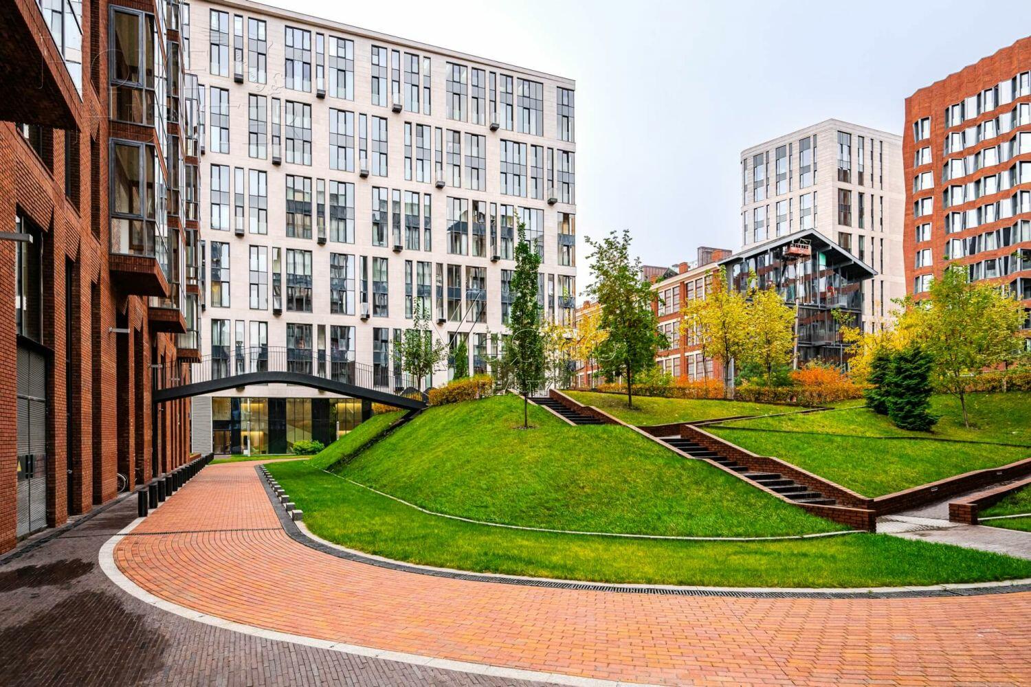 3-КОМН. КВАРТИРА С ОТДЕЛКОЙ 140.45 М² НА 4 ЭТАЖЕ