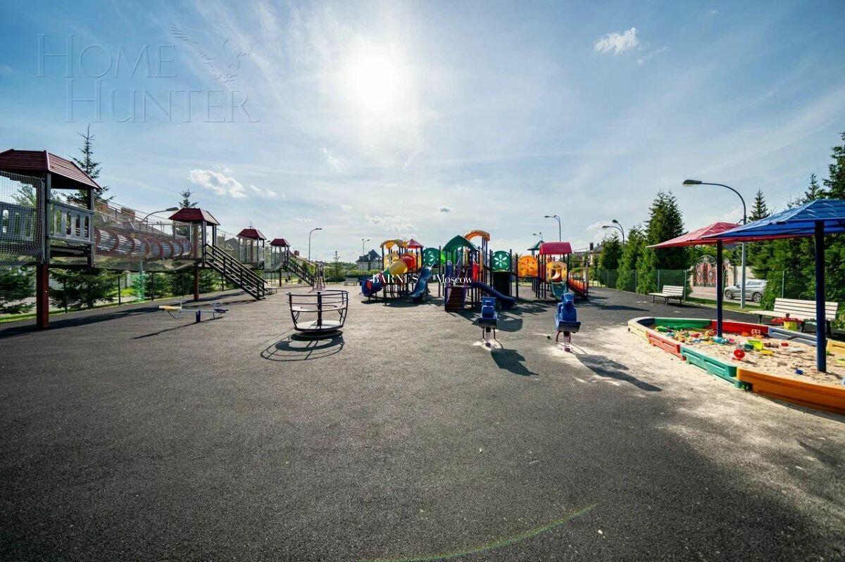 2-этажный коттедж 250 м² с отделкой