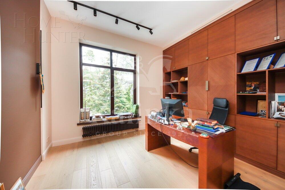 2-этажный коттедж 655 м² с отделкой