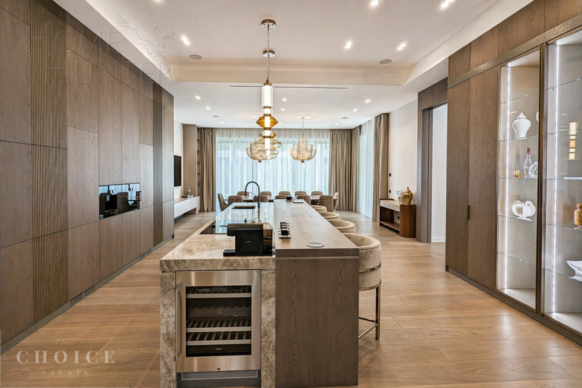 2-этажный коттедж 1 377 м² с отделкой