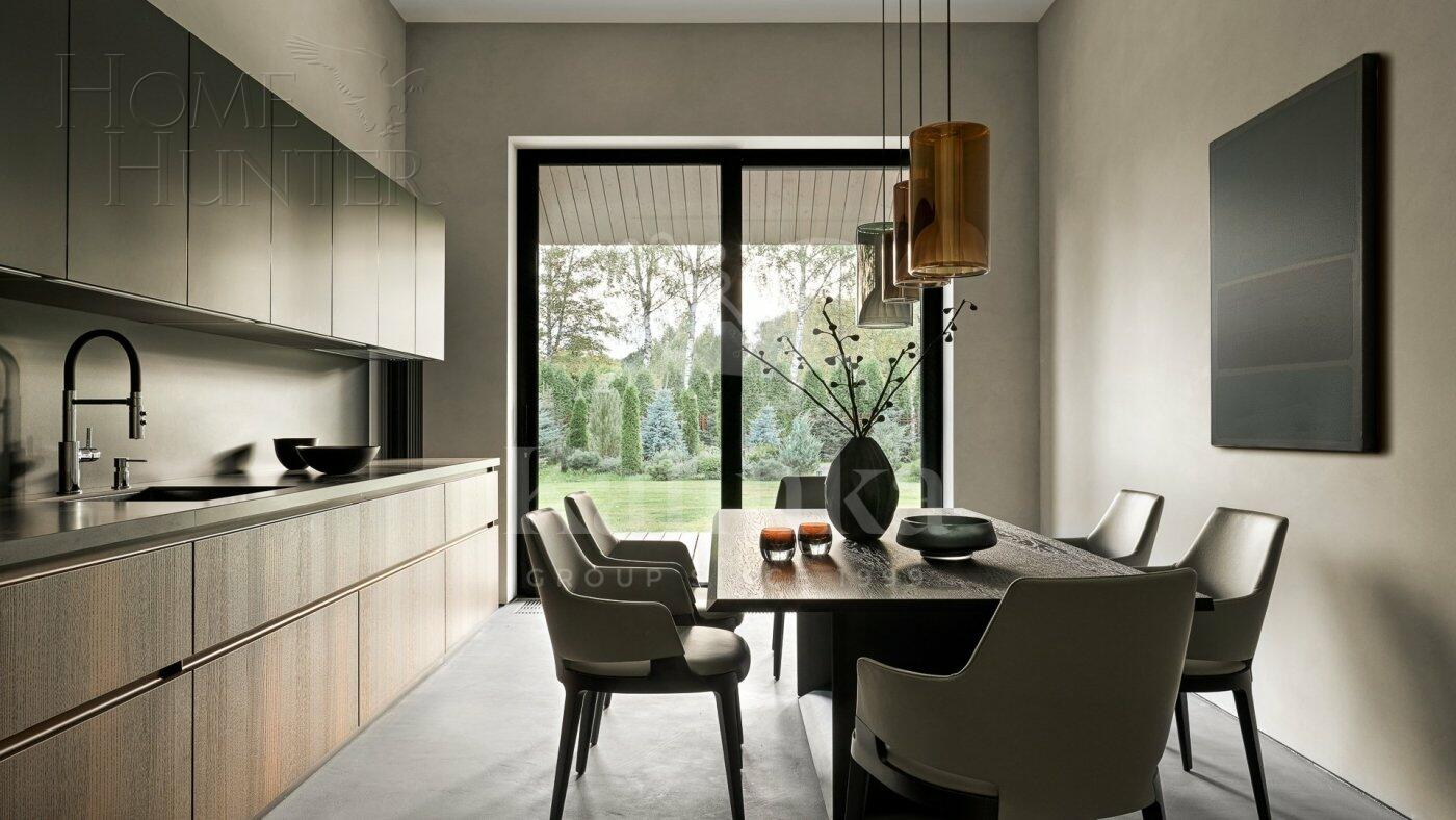 2-этажный коттедж 677 м² с отделкой