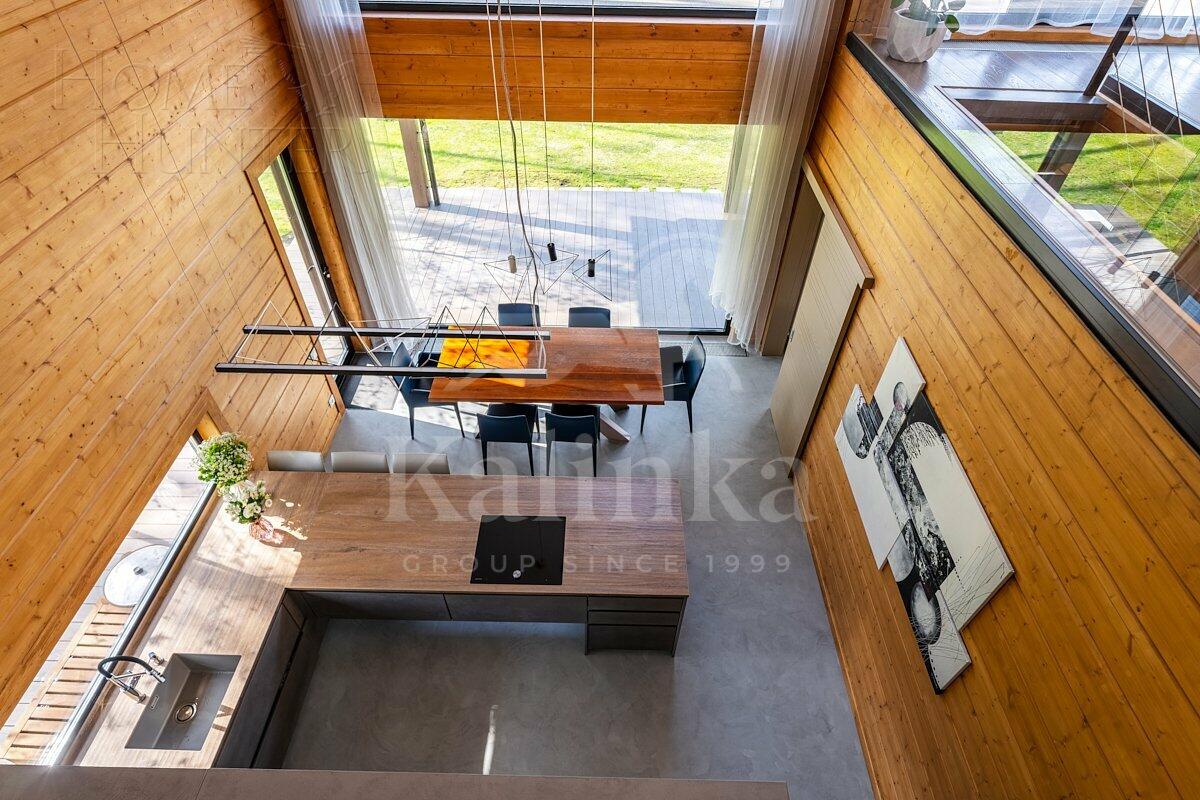 2-этажный коттедж 677 м² с отделкой