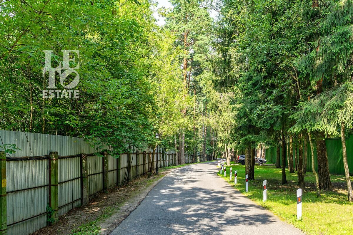 2-этажный коттедж 687 м² с отделкой