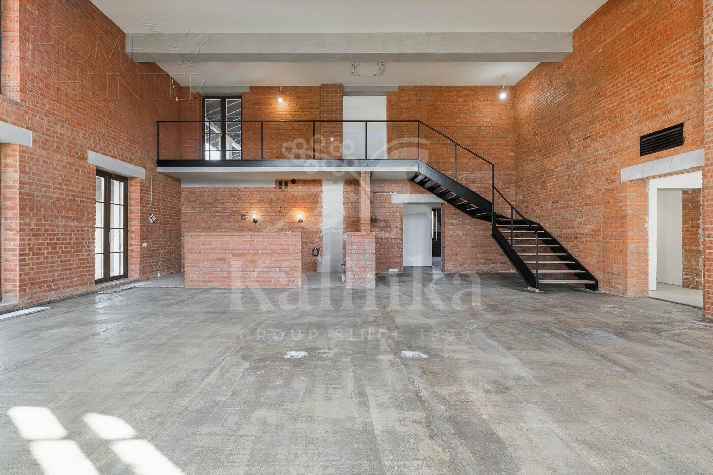 3-этажный коттедж 845.1 м² без отделки