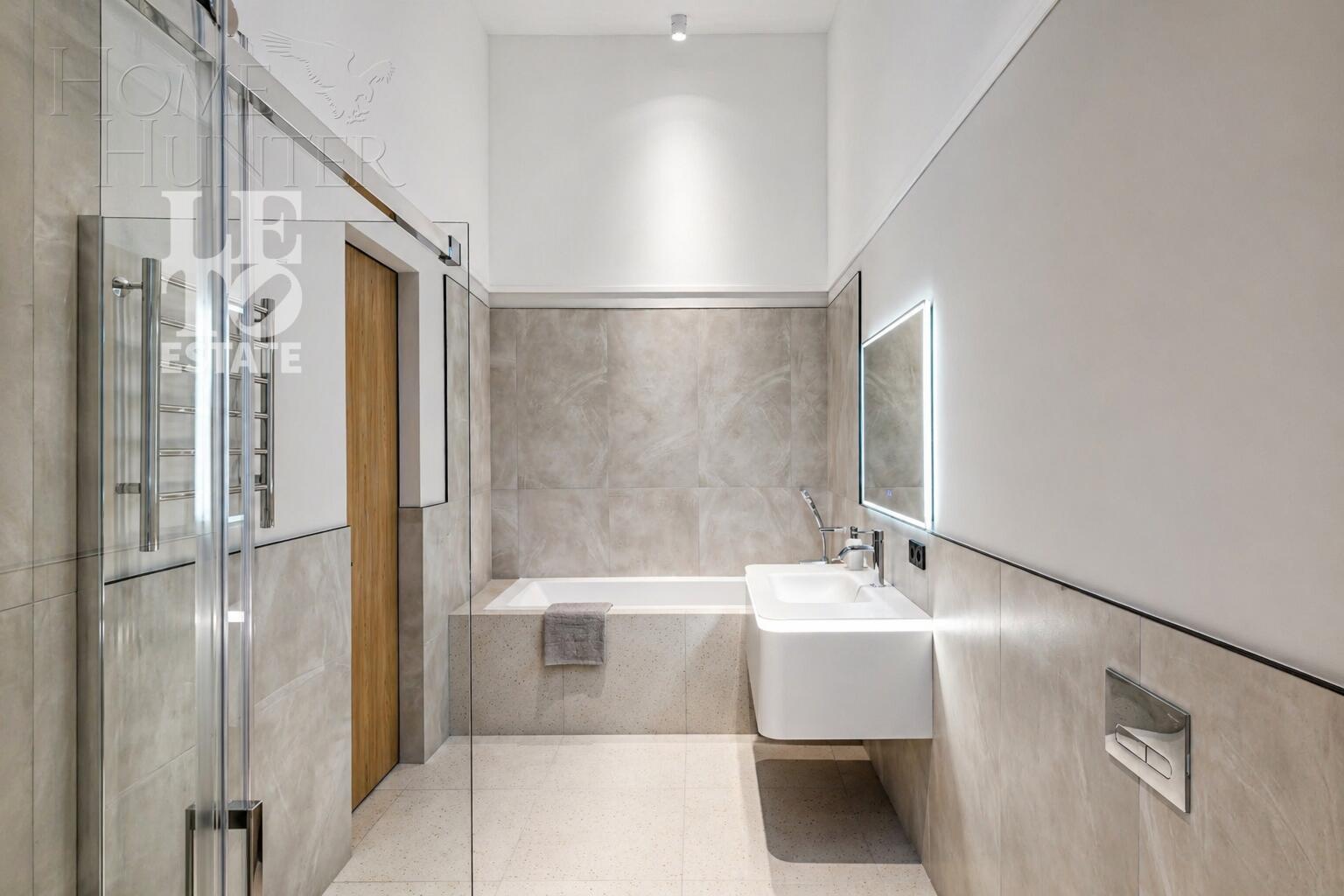 2-этажный коттедж 687 м² с отделкой